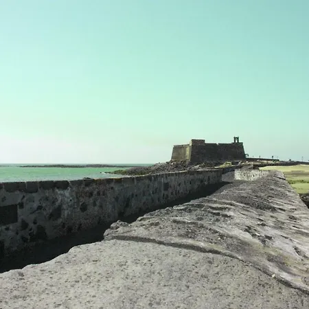 Arrecife Апартаменты Арресифе